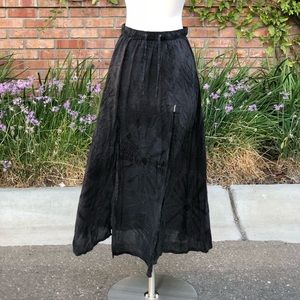 Black tie dye skirt